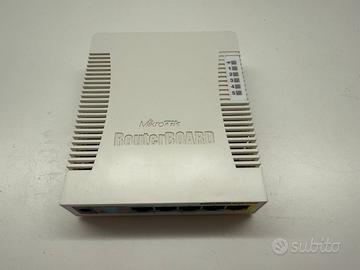 Mikrotik RouterBoard RB951Ui-2HnD PoE 5 Porte