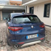 Alfa Romeo Stelvio Q4  210 cv