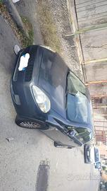 Passaggio a auto più grande prezzo trattabile