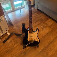 Chitarra elettrica Yamaha eg112