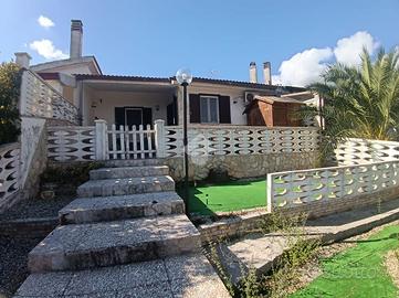 VILLA A SCHIERA A CASSANO DELLE MURGE