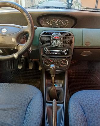 Lancia Y 1.2 16v