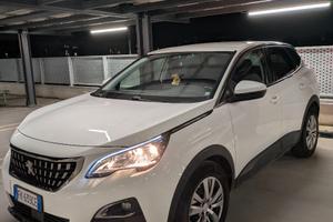 Peugeot 3008 1.2 PureTech 130 CV – 2017