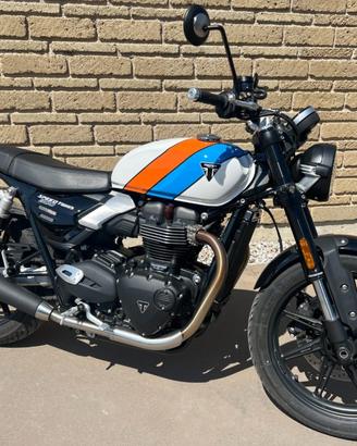 TRIUMPH Speed Twin 900
