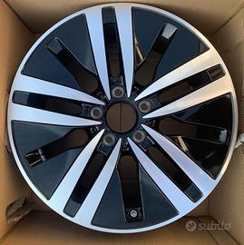 4 cerchi 17” Mercedes- NU0VI-TORTONA (AL)