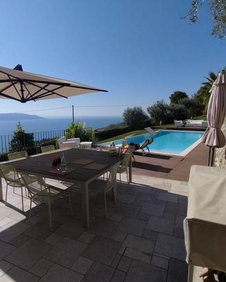 Villa di 593 m² con 5 locali a Gargnano