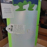 slamp. lampada da tavolo uccellini nell luce