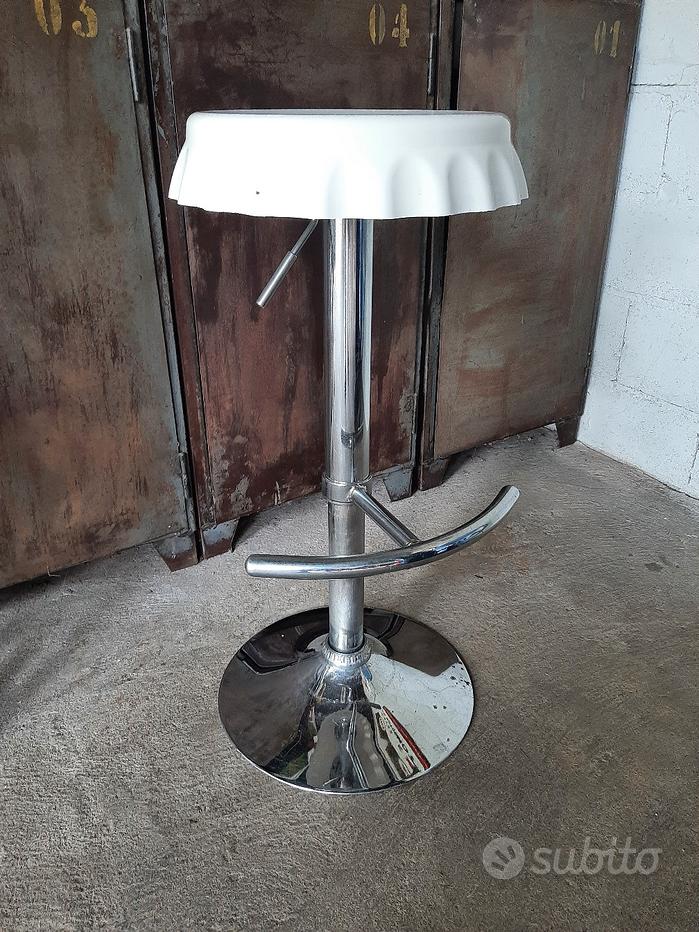 Sgabello tappo Mobili usati