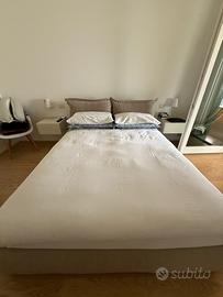 Letto matrimoniale contenitore con comodini