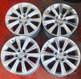 CERCHI USATI RAGGIO 17 POLLICI LEXUS IS300h - CPC2