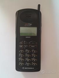 Lotto 2 cellulari Motorola vintage anni ’90