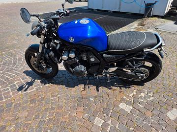 fzs 600