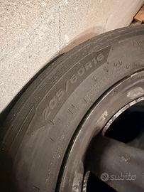 4 cerchi in ferro+ gomme per dacia sandero stepway