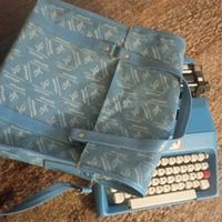 Macchina da scrivere Olivetti Italia 90