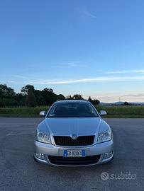 Skoda Octavia 1.6 TDI CR 105 CV Wagon Elegance