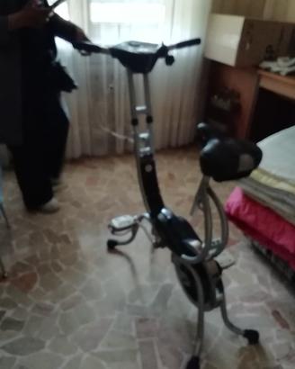 cyclette magnetica pieghevole 