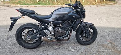 Yamaha mt07