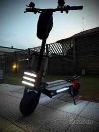 Monopattino elettrico boyueda mostruoso