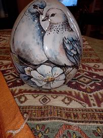 uovo  di ceramica portafortuna 