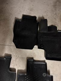 Tappetini in gomma originali RAV 4 2019/2025