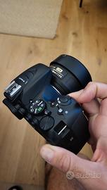 nikon d5600 con 18-55mm e 35mm F1.8