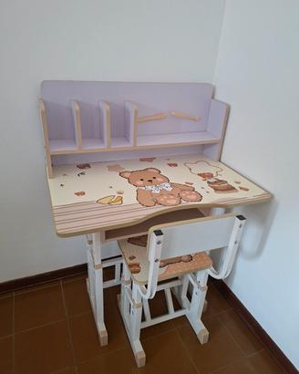 scrivania per bambini regolabile