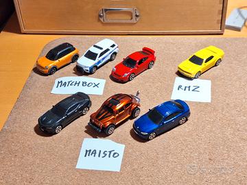 MODELLI DI AUTO 1/64 USATI