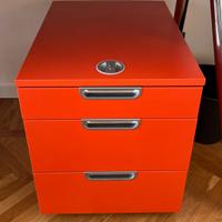 Cassettiera con rotelle arancione Ikea 45x55