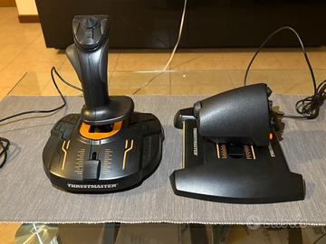 Joystick Thrustmaster per controllo di volo
