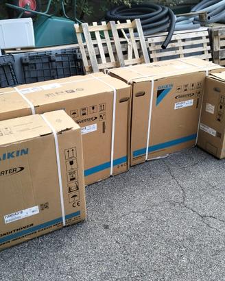 Monosplit DAIKIN PERFERA FVXM50A