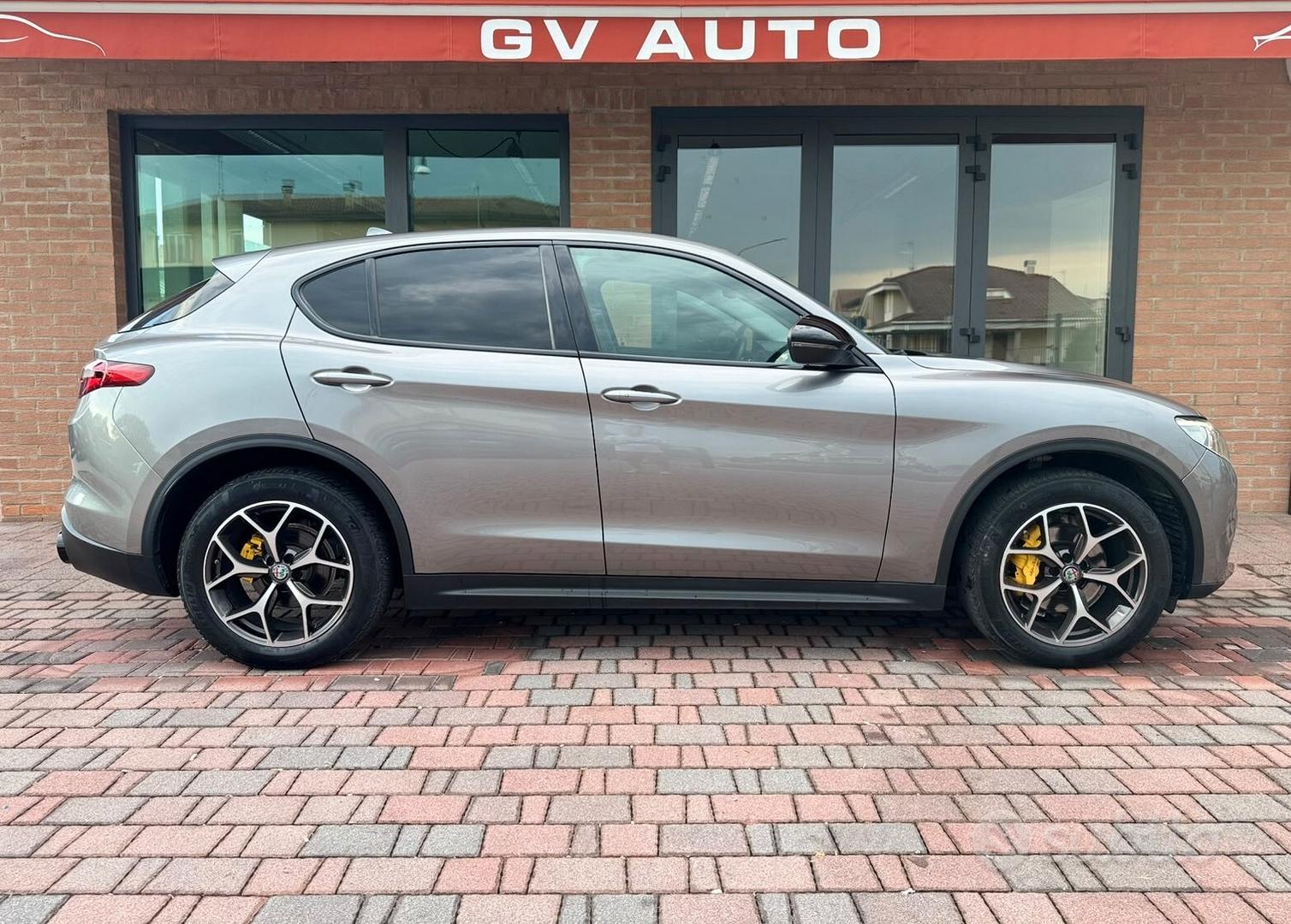 Alfa Romeo Stelvio 2018 photo 4