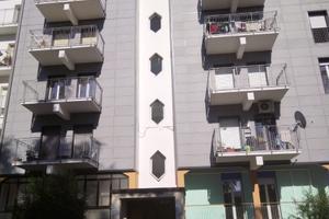 Appartamento di 120 mq, zona semicentrale