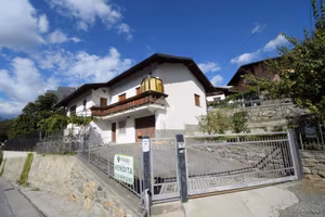 3 LOCALI A CHÂTILLON