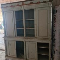 mobile vetrina farmacia umbertino