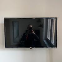 Tv smart 32 pollici pari al nuovo