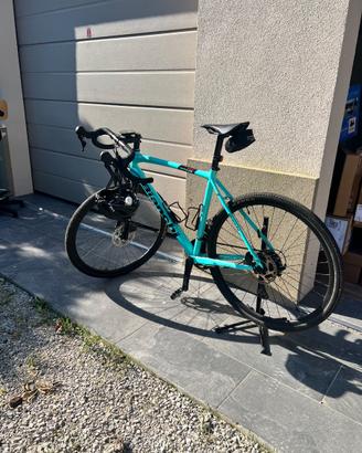 Bici  bianchi impulso alroad grx600 11SP.