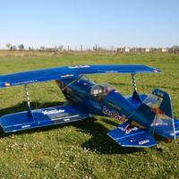 Aeromodello Pitts Challenger III pronto al volo
