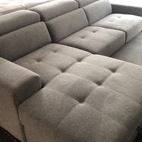 Dal nostro magazzino super svendita di 450 divani