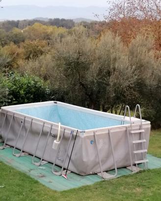Piscina Intex 5.49m x 2.74m x 1.32m con accessori