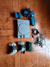 PlayStation 1 PS1 Sony con accessori vari