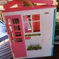 Casa delle Barbie portatile 