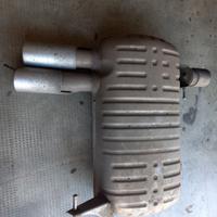 terminale di scarico BMW serie tre 