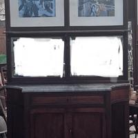 Credenza con alzata e piano in marmo – primi ‘900