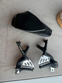 Sella + pedane passeggero Rsv4/ TuonoV42010/19