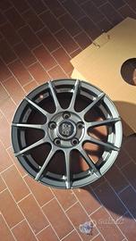 Cerchi in lega MSW by OZ da 15” con gomme al 70%