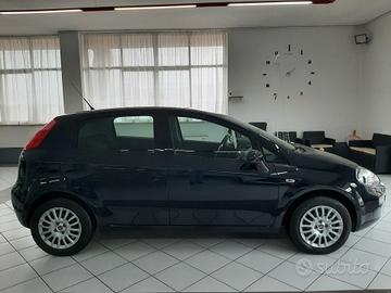 Fiat Punto 1.2 8V 5 porte Street