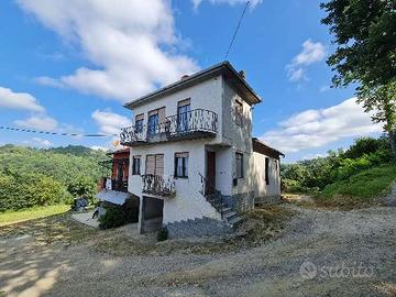 Casa indipendente con ampio porticato