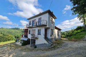 Casa indipendente con ampio porticato