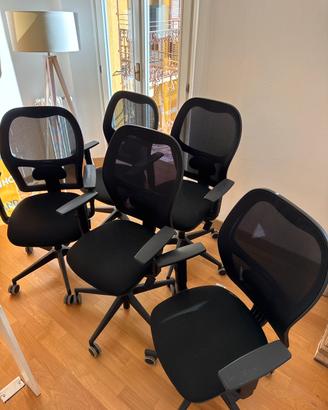 Sedie da ufficio nere ergonomiche regolabili
