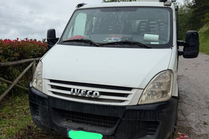 Furgone Iveco Daily  doppia cabina